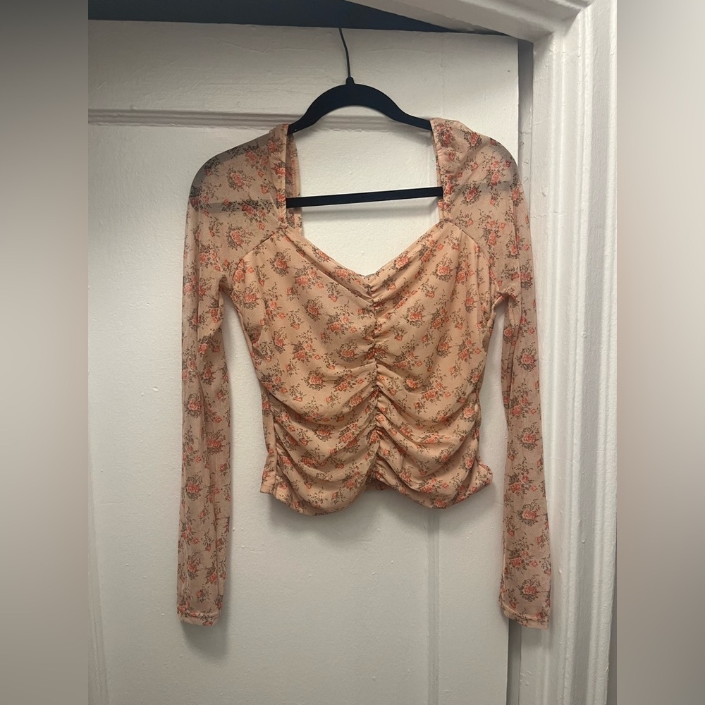All In Favor Floral Ruched Mesh Top - Picture 2 of 4